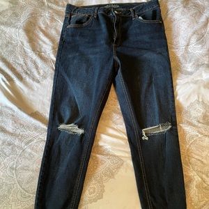 High waisted, straight leg jeans